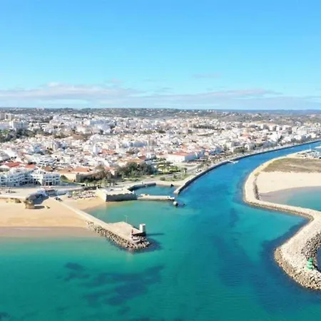 Apartment Location *